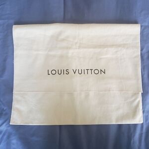 UNUSED Authentic Medium Louis Vuitton Cotton Flannel Envelope Dust/Storage Bag